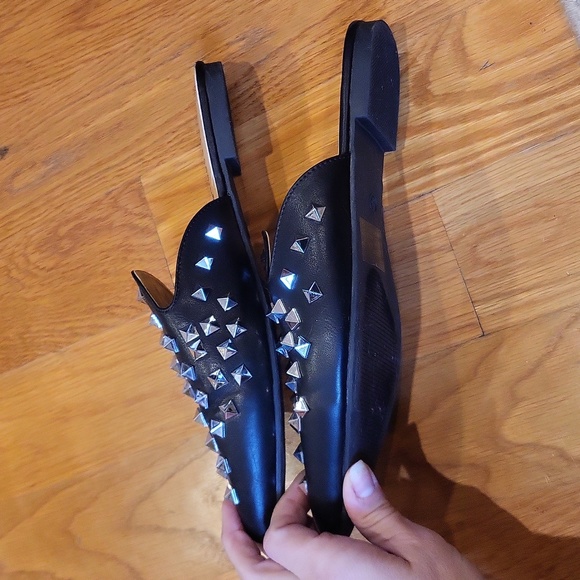 Cape Robbin Enny Slip On Flat Sandals Black pointed Toe Embellished Mule Slide - Picture 7 of 8